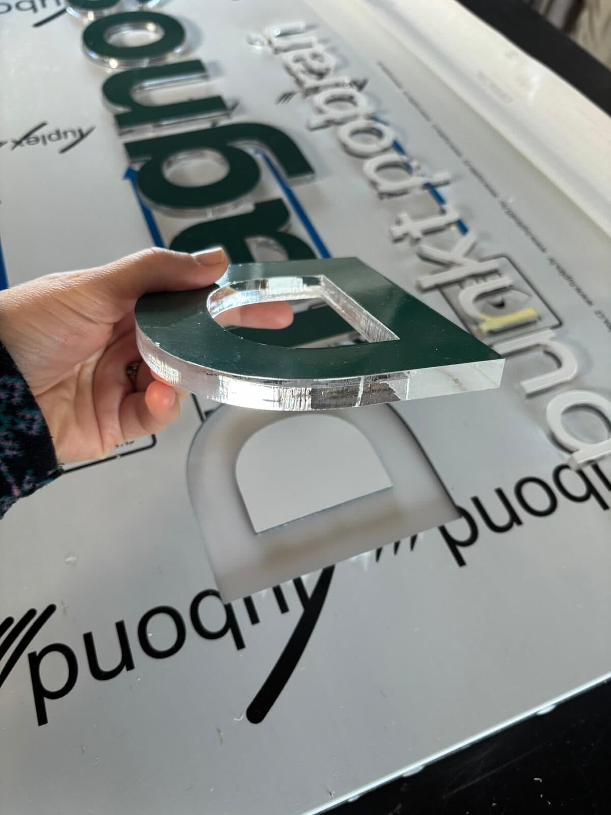 Litery 3D Diagnostyka w punkcie pobrań – zdjęcie 2