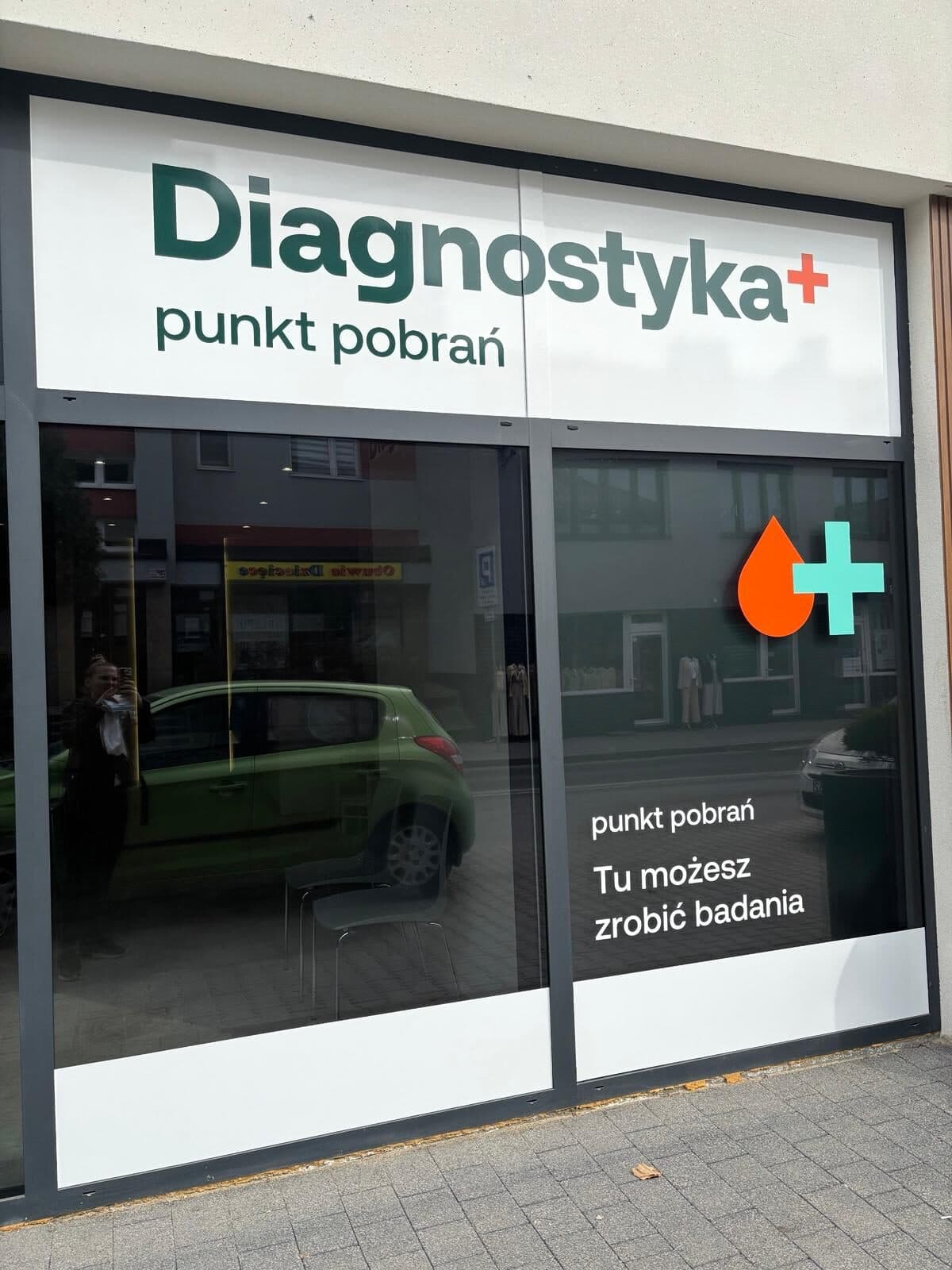 Oklejanie witryn i szyldy Diagnostyka – zdjęcie 5